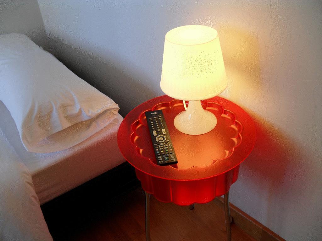 Hotel Ofi A Coruña Habitación foto